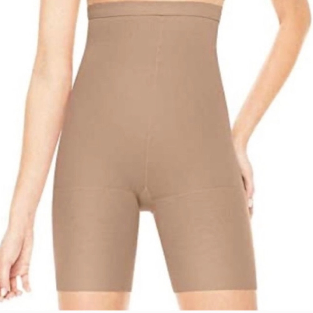 Spanx Assets Sensational Shaper Buff Sz 5 NWT New